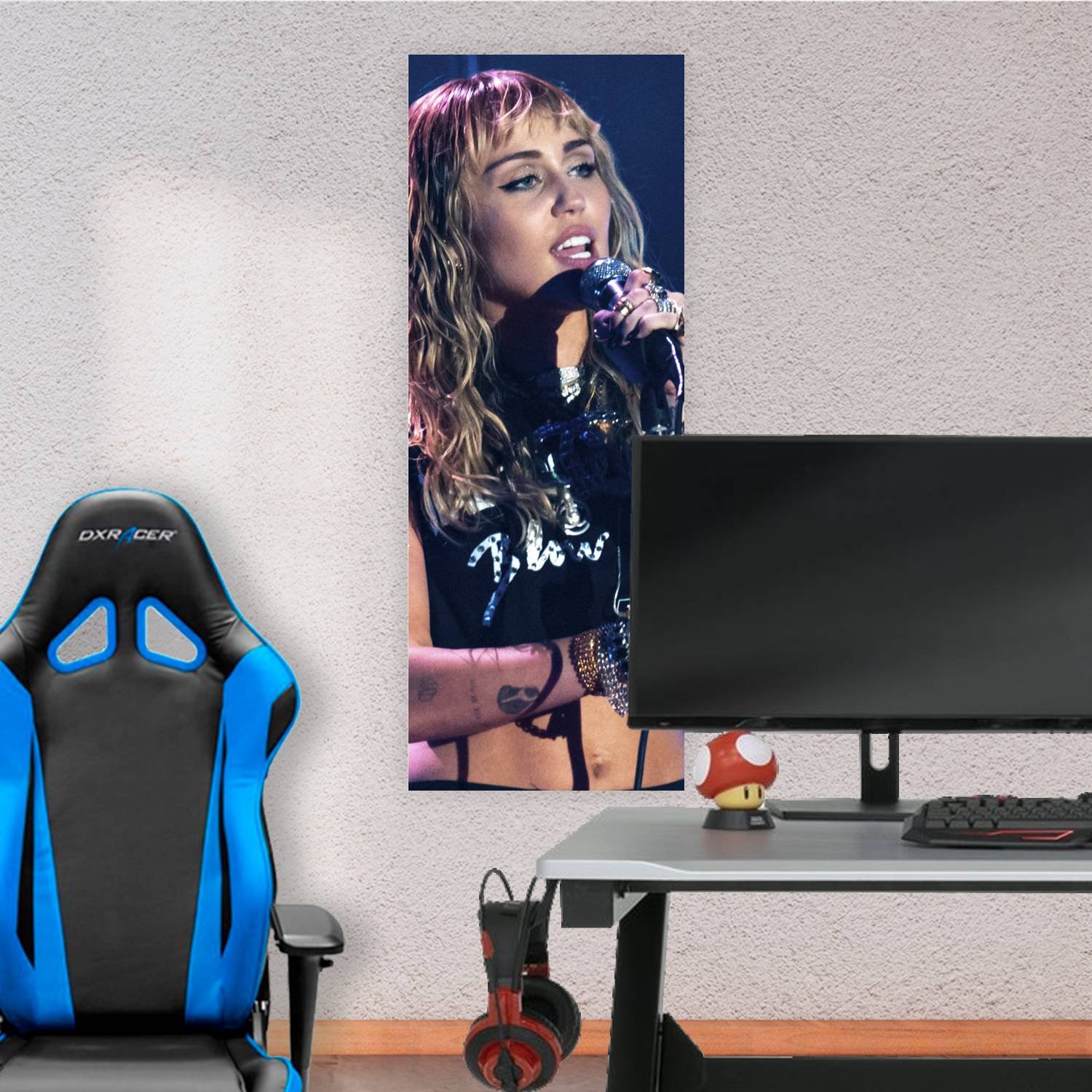 Cuadro grande 30x80cm miley cyrus cantando Musica