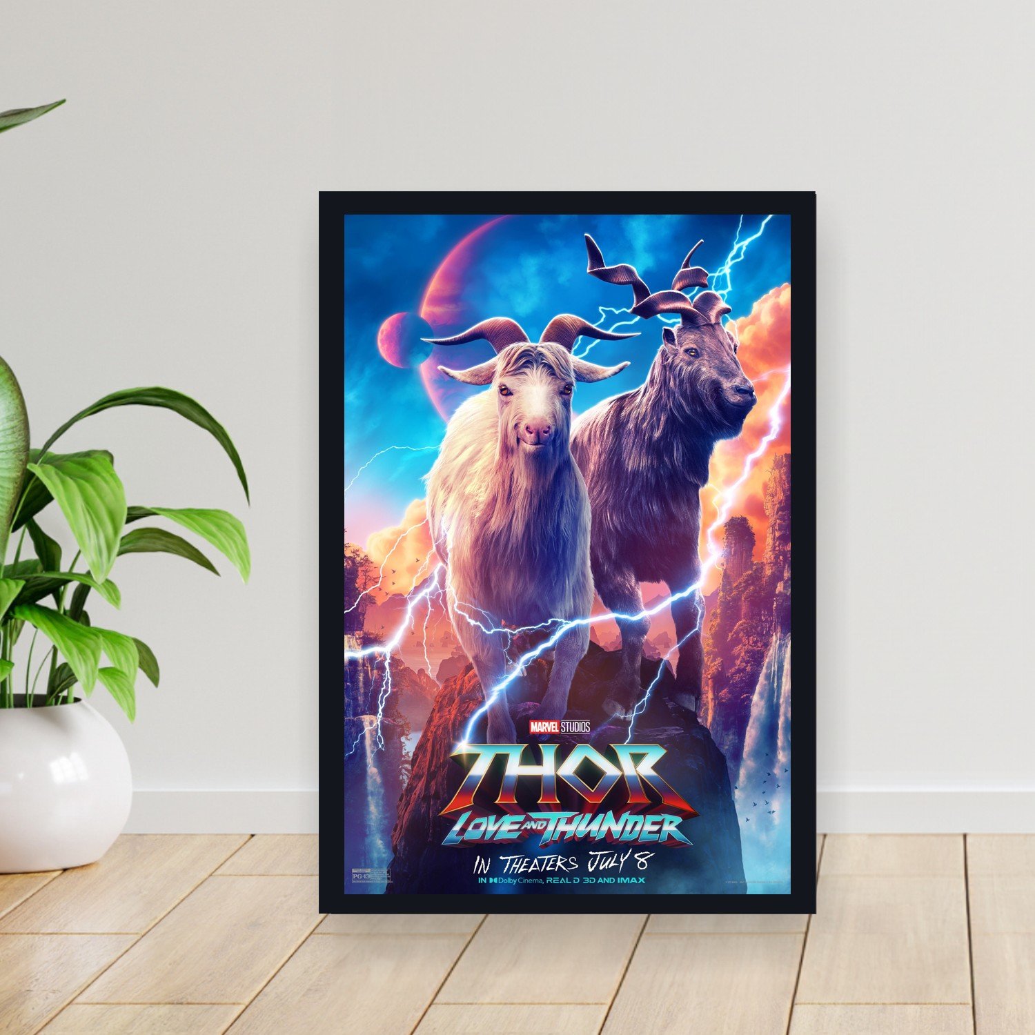 Cuadro 30x40cm Pelicula - thor love and thunder 010