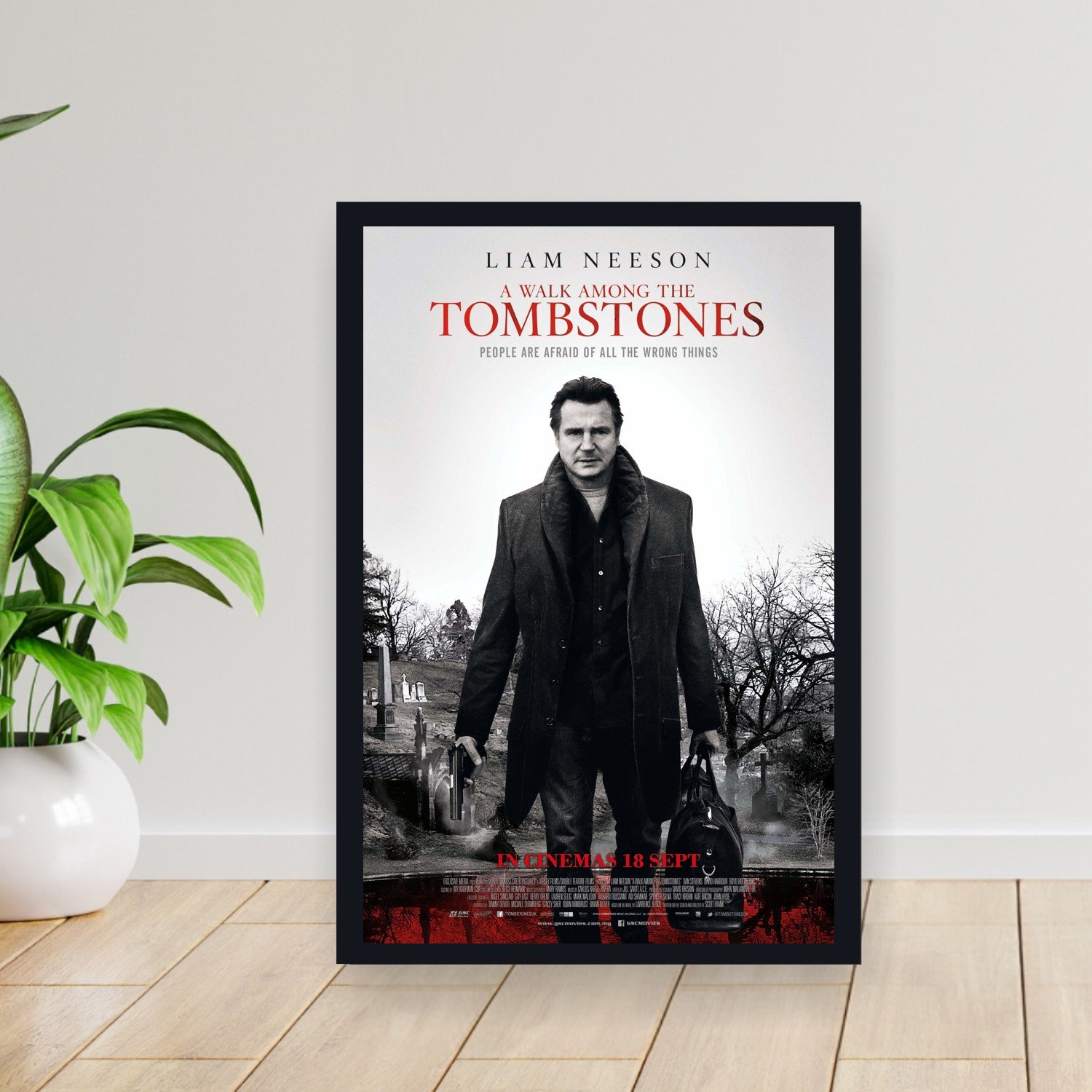 Cuadro 30x40cm Pelicula - walk among the tombstones 002