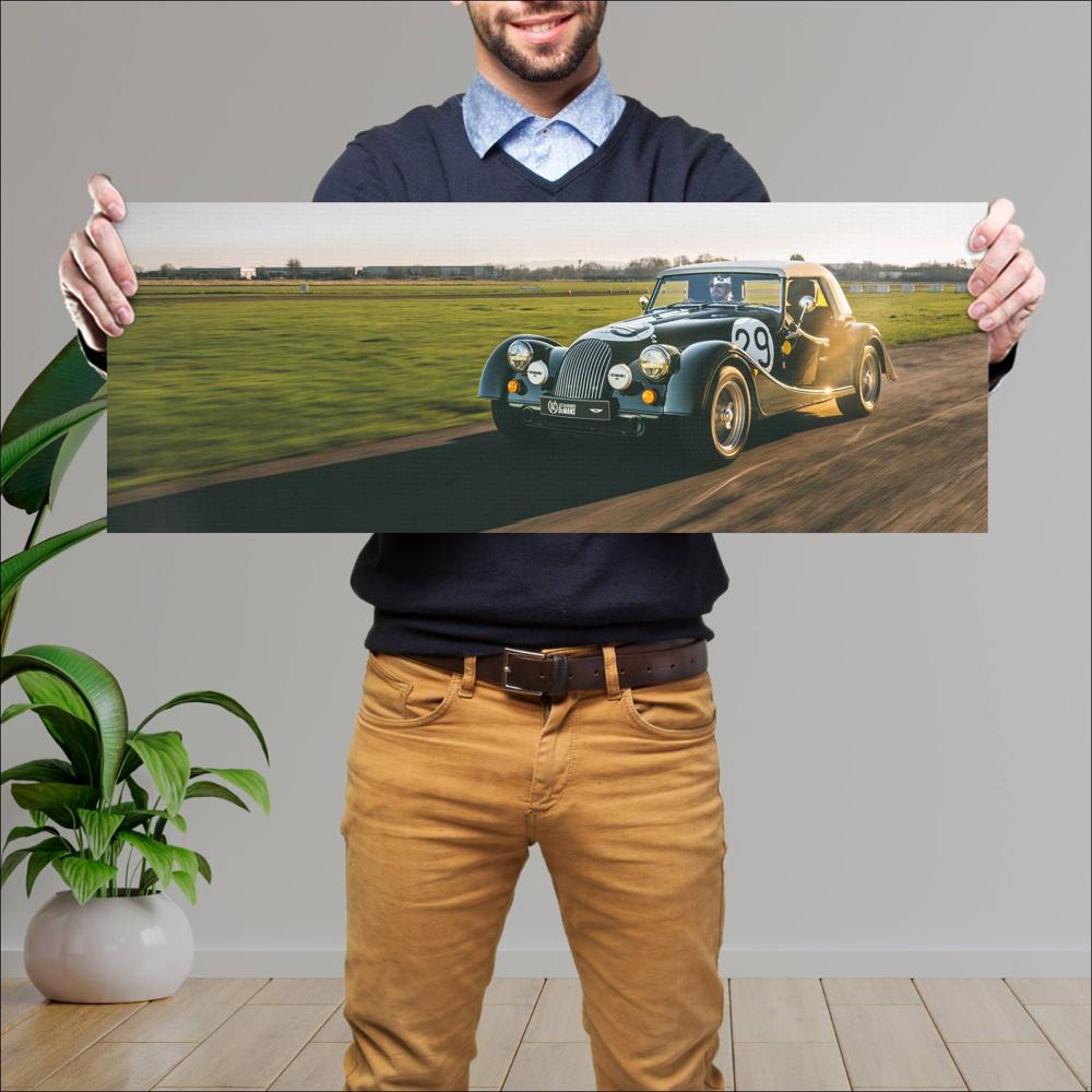 Cuadro grande 30x80cm 2022 Morgan Plus Four LM62 004 Morgan